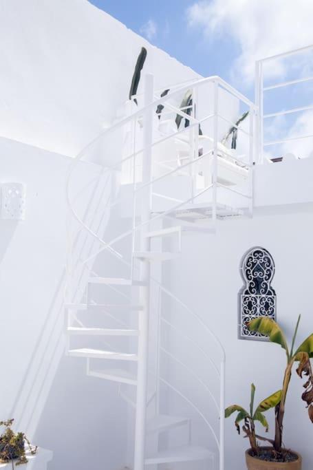 Casa Sira-Charming Home In The Heart Of The Kasbah Tanger Buitenkant foto